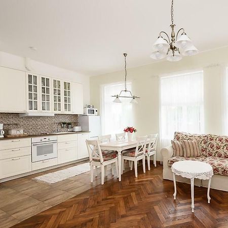 Roosi Apartment Пярну Экстерьер фото